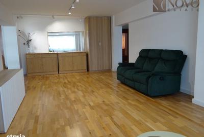 Apartament cu 3 camere semidecomandat în Muncii