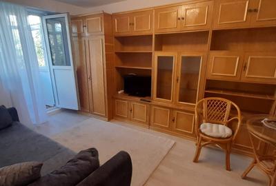 Apartament cu 2 camere decomandat în Drumul Taberei