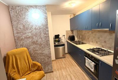 Apartament cu 2 camere decomandat, mobilat în Dacia