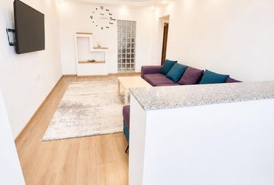 Apartament cu 3 camere decomandat în Casa de Cultură - 2
