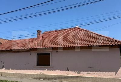Casă cu 3 camere cu Teren 250 Mp în Central