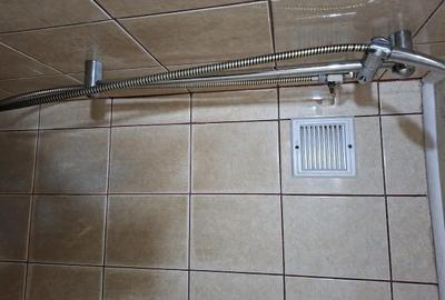 Casă cu Teren 250 Mp în Central - 1