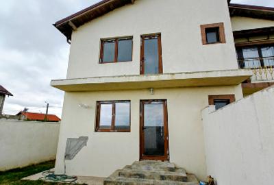 Casă individuală cu 2 camere cu Teren 200 Mp în Palazu Mare