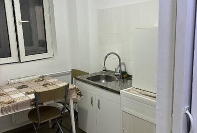 Apartament cu 2 camere decomandat, mobilat în Băneasa