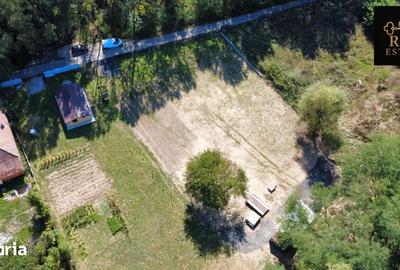 Teren de 1250 mp, în Dăești