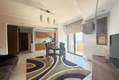 Apartament cu 3 camere semidecomandat în Decebal