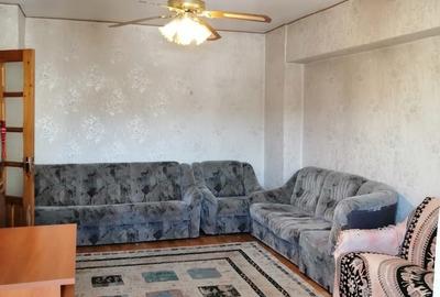 Apartament cu 4 camere, mobilat în Gară