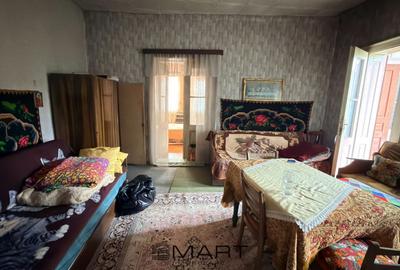 Casă cu 3 camere cu Teren 380 Mp în Central