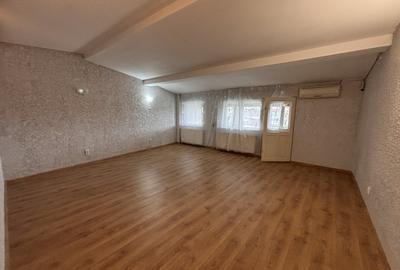 Casă individuală cu 14 camere cu Canalizare în Calea Călărașilor - 13