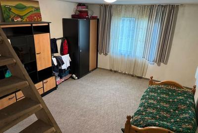 Casă cu 3 camere în Petros - 2