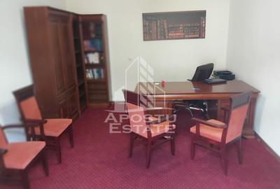 Apartament cu 3 camere decomandat, mobilat în P-ța Unirii - 11