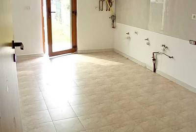 Casă cu 4 camere în Dumbrăvița - 5