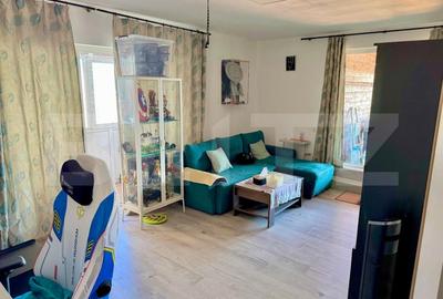 Apartament cu 2 camere semidecomandat, mobilat în Florești