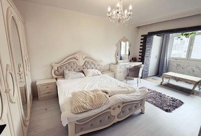 Apartament cu 3 camere decomandat, mobilat în Central