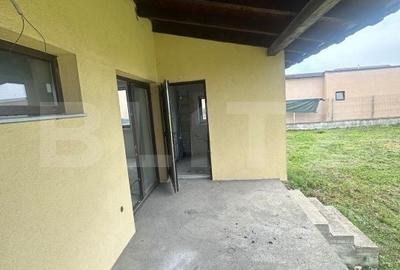 Casă cu 4 camere cu Teren 525 Mp în Dorolț