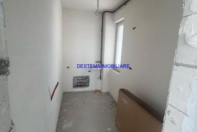 Apartament cu 2 camere în Km 5 - 3