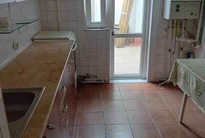 Garsonieră decomandată în Fundeni - 4