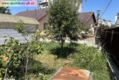 Casă cu 4 camere în Valea Călugărească