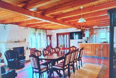 Casă individuală cu 10 camere cu Canalizare în Marga - 25