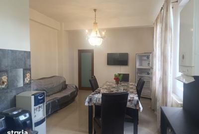 Casă cu 10 camere cu Teren 970 Mp în Calea București - 11