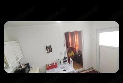 Casă cu 2 camere cu Teren 540 Mp în Central