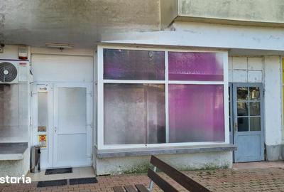 Spațiu comercial, de 50 mp, în Central
