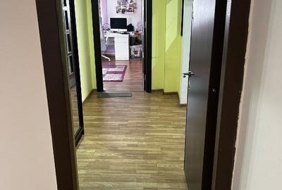 Apartament cu 4 camere decomandat în Sebastian - 2