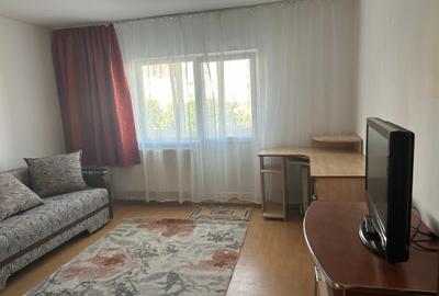 Casă cu 1 camere decomandat în Central
