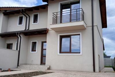Casă cu 4 camere în Săcălaz - 2