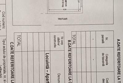 Apartament cu 3 camere semidecomandat în Central
