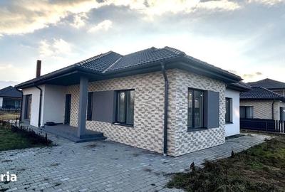 Casă cu 4 camere cu Teren 620 Mp în Apahida