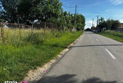 Teren de 1400 mp, în Roșia - 2