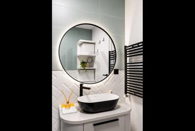 Apartament cu 4 camere decomandat în Herăstrău