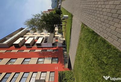 Garsonieră decomandată în Avantgarden