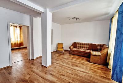 Apartament cu 2 camere decomandat în Central - 2