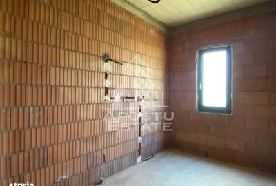 Casă cu 4 camere în Urseni - 1