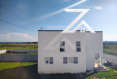 Casă individuală cu 5 camere cu Canalizare în Malu Mare - 1