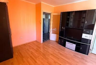 Garsonieră decomandată în Astra