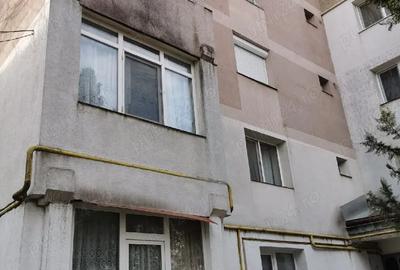 Apartament cu 3 camere semidecomandat în Central - 2