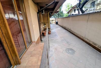 Proprietate specială, de 832 mp, în 13 Septembrie - 35
