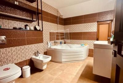 Casă cu 4 camere în Central - 1