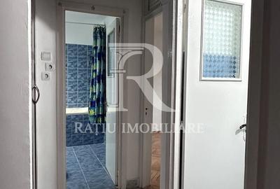 Apartament cu 3 camere decomandat în Cantemir - 10