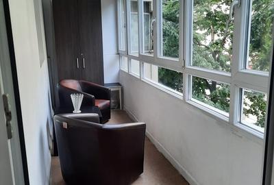 Apartament cu 2 camere semidecomandat în Iancului