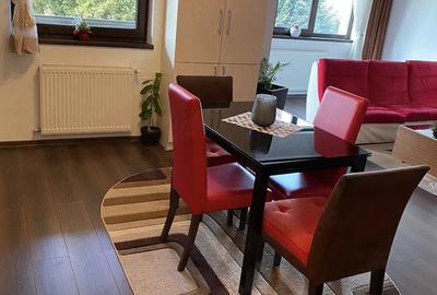 Apartament cu 2 camere decomandat în Tractorul - 4