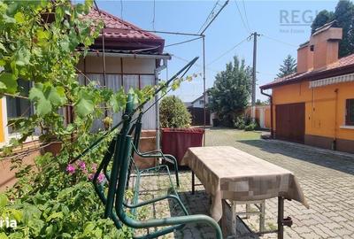 Casă cu 4 camere în Stupini