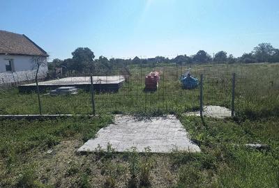 Teren de 1000 mp, în Bazoș - 2