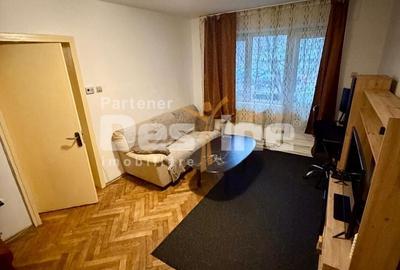 Apartament cu 2 camere semidecomandat, mobilat în Nicolina