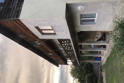 Casă cu Teren 2800 Mp în Central - 2