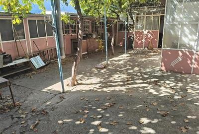 Casă cu 4 camere cu Garaj în Chercea