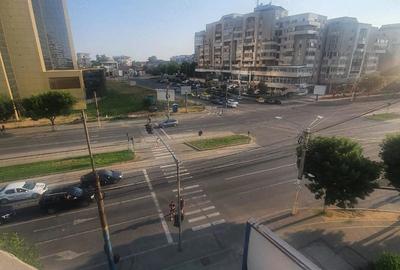 Apartament cu 2 camere decomandat în Calea București